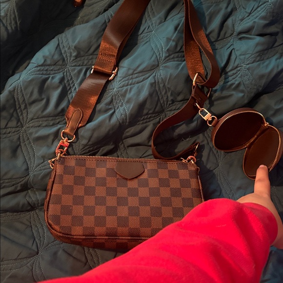 Brown Checkered Women's Bag with Chain Strap - Picture 4 of 4